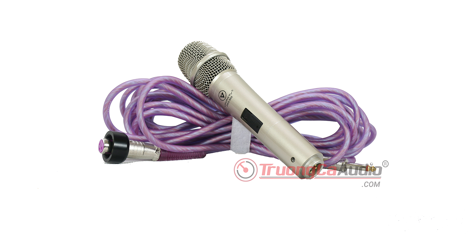 Micro pro 900 là dòng sản phẩm cao cấp, phù hợp với dàn karaoke gia đình cao cấp