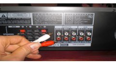 Khi kết nối loa sub với amply karaoke bạn nên chú ý điều gì ?