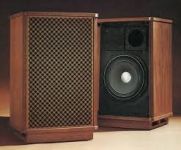 Mua loa nghe nhạc cũ có tốt không, giá có rẻ không?