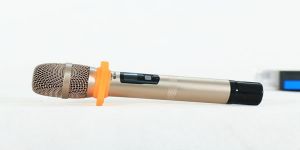 Tại sao USS 1000 lại là micro hay nhất cho phòng hát?