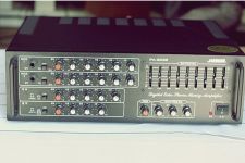 Có nên mua amply Jarguar cho dàn karaoke gia đình không?