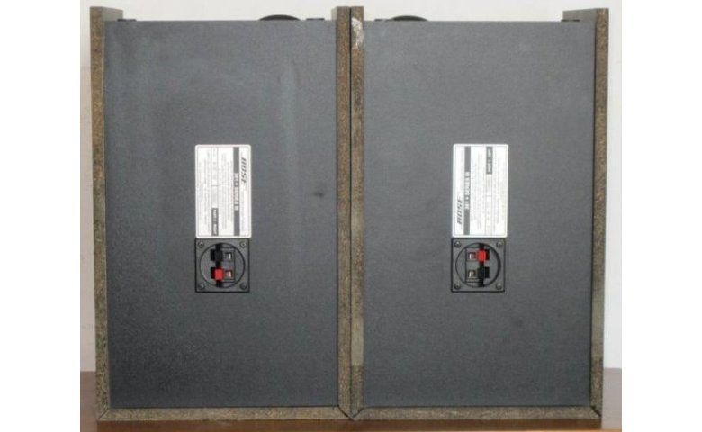 Loa Bose 301 seri II