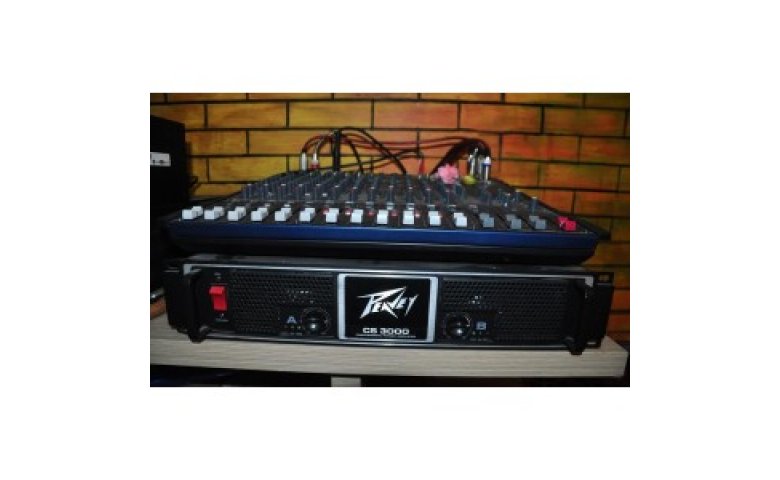 Cục đẩy công suất Peavey CS 3000